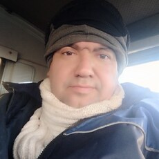 Борис, 40, Губкинский