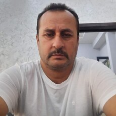Юлиан, 59, Родники