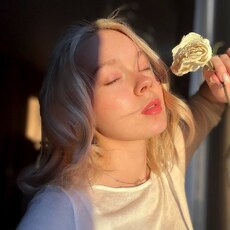 Елена, 21, Снежногорск