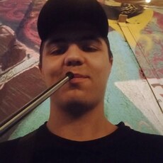 Гаврик, 21, Макеевка