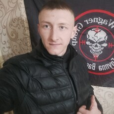 Никон, 28, Курчатов