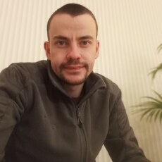 Леонид, 31, Краснотурьинск