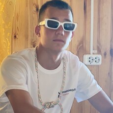 Тёма, 19, Кашира