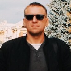 Слава, 39, Чайковский