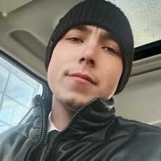 Лев, 25, Дзержинск (ДНР)