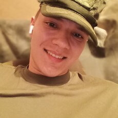 Пётр, 22, Белоусово