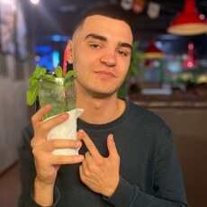Стёпа, 21, Нижний Тагил