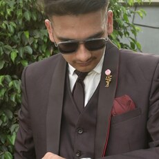 Ваня, 21, Александровск (ЛНР)