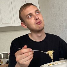 Всеволод, 20, Вилюйск