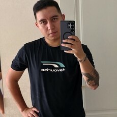 Ян, 27, Николаевск