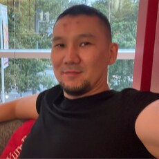 Валерий, 38, Кировск (Мурманская область)