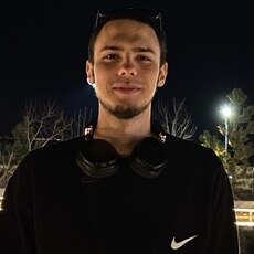 Адриан, 23, Завитинск
