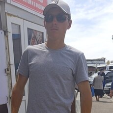 Эдик, 24, Волжск