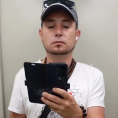 Ваня, 30, Елизово