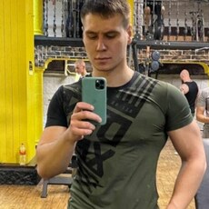 Лаврентий, 22, Рыльск