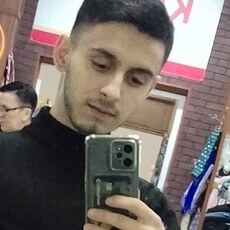 Тарас, 24, Константиновск