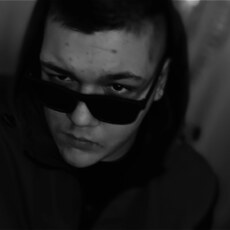 Макс, 20, Красноярск