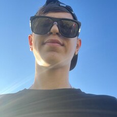 Богдан, 19, Луза