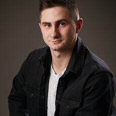 Владлен, 23, Пласт