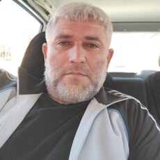 Прохор, 46, Зверево