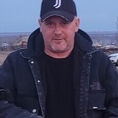 Костя, 51, Кировское