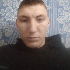 Макс, 21, Шенкурск