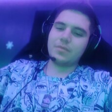 Родион, 21, Новосибирск