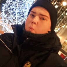 Адам, 19, Крымск