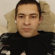 Иосиф, 29, Пласт