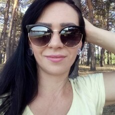 Лиля, 32, Северск (ДНР)