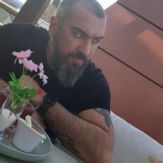 Паша, 38, Москва