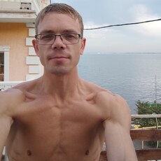 Валерий, 37, Нягань