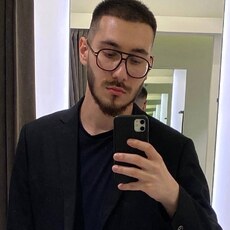 Максим, 24, Микунь