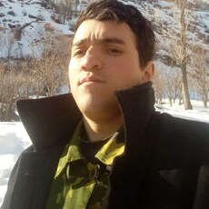 Назар, 26, Красноармейск (Саратовская область)