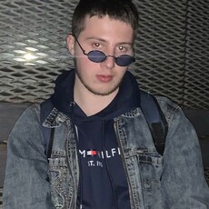 Евгений, 22, Курчатов