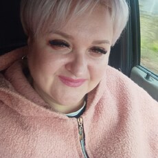 Доминика, 48, Емва