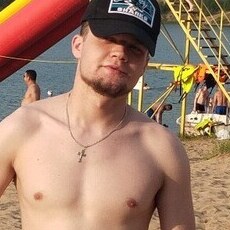 Роман, 21, Дудинка