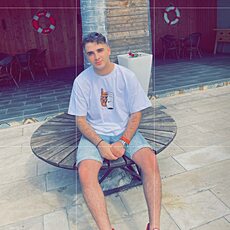 Юлиан, 25, Москва