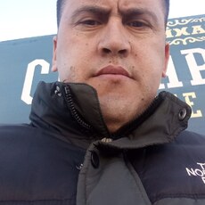 Лёша, 32, Закаменск