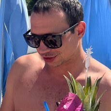 Игнат, 31, Уяр