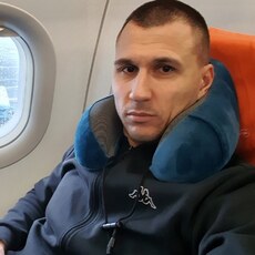 Артём, 34, Болгар