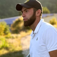 Виссарион, 26, Завитинск