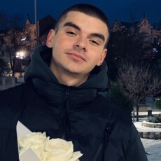 Фёдор, 23, Макеевка