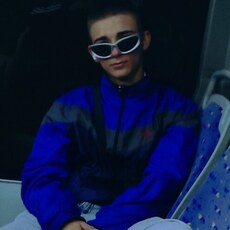 Павел, 21, Котельники