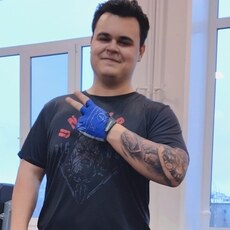 Радомир, 25, Приозерск
