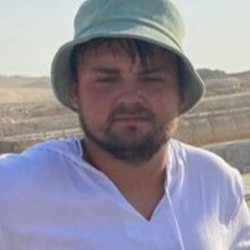 Илья, 30, Архангельск
