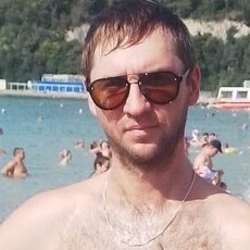 Эрик, 38, Красный Луч
