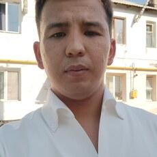 Богдан, 28, Радужный (Ханты-Мансийский АО)