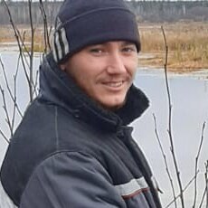 Антон, 28, Городище