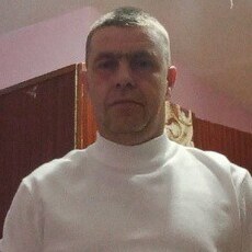 Никон, 41, Приозерск